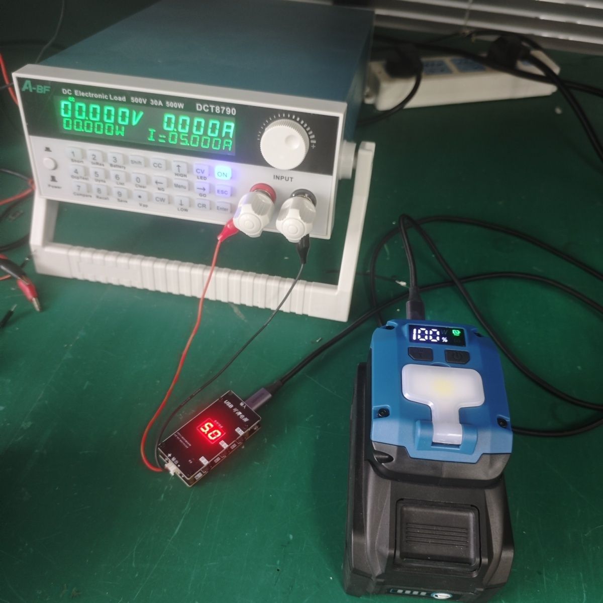 适配牧田锂电池TYPEC接口18-21V储能USB-A输入输出双向快充充电座 图片 8