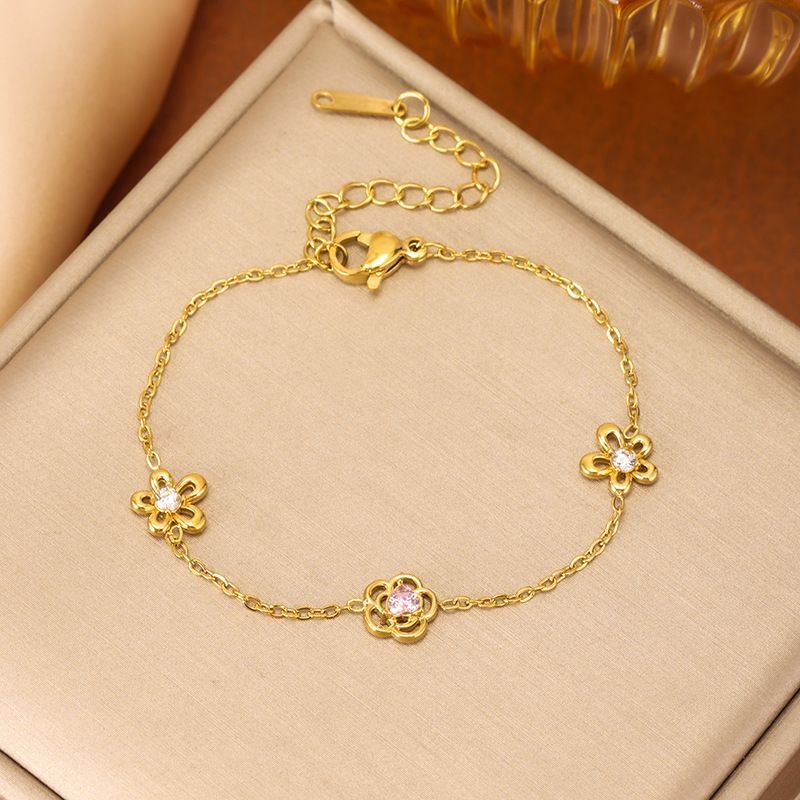 Elegant Iris Flower Bracelet High-end Designer Brushed Link Chain_voghion.com