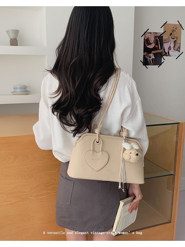 Grande borsa a spalla donna per ufficio stile chic primavera_voghion.com
