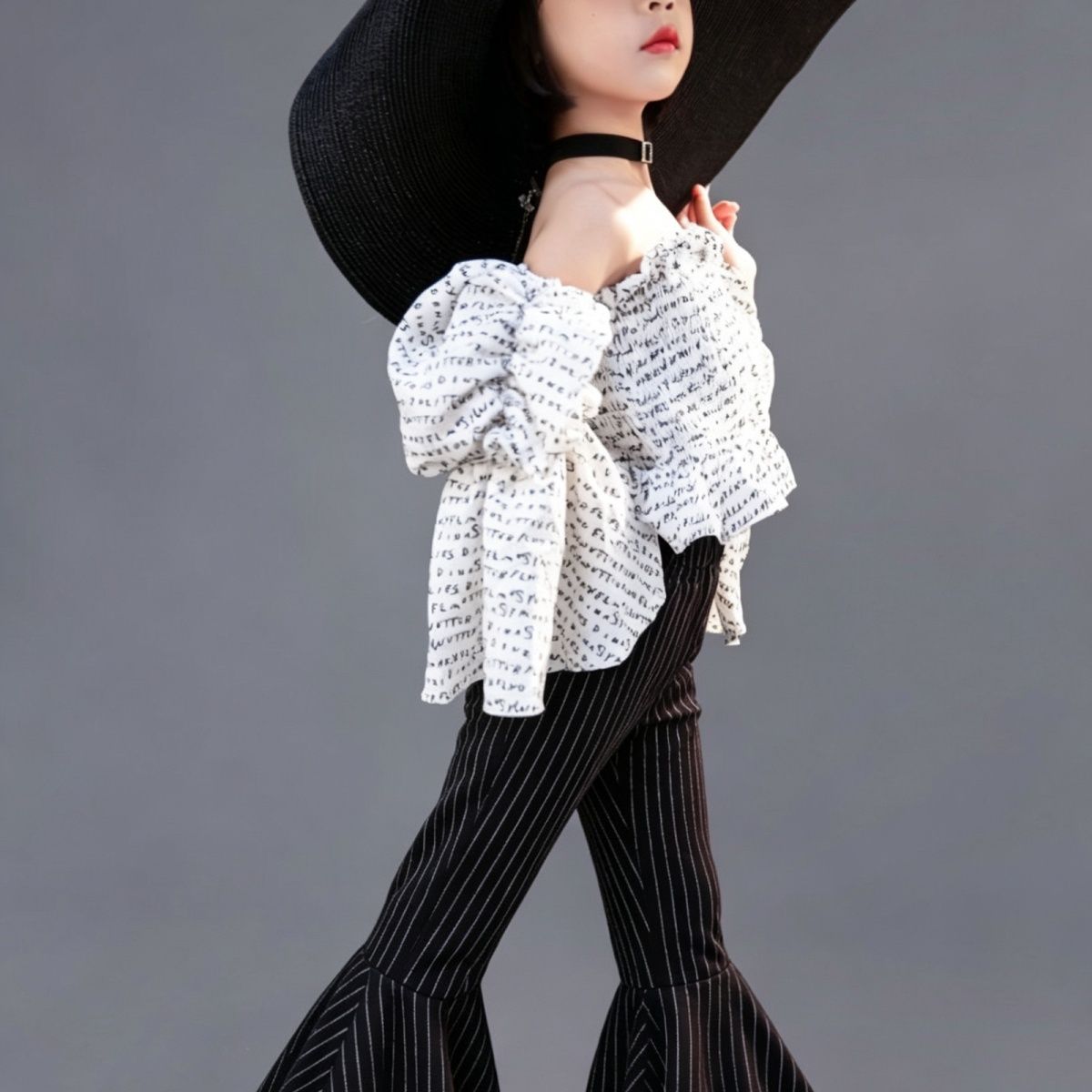 Kids Retro Style Dance Clothing Set For Graduation And Performances_voghion.com