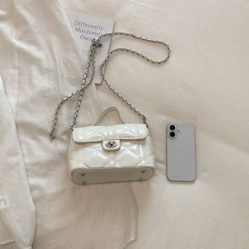 Borsa a spalla trapuntata in vernice donna borsa a tracolla chic_voghion.com