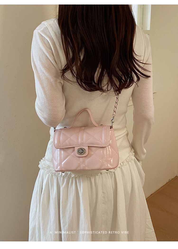 Borsa a spalla trapuntata in vernice donna borsa a tracolla chic_voghion.com