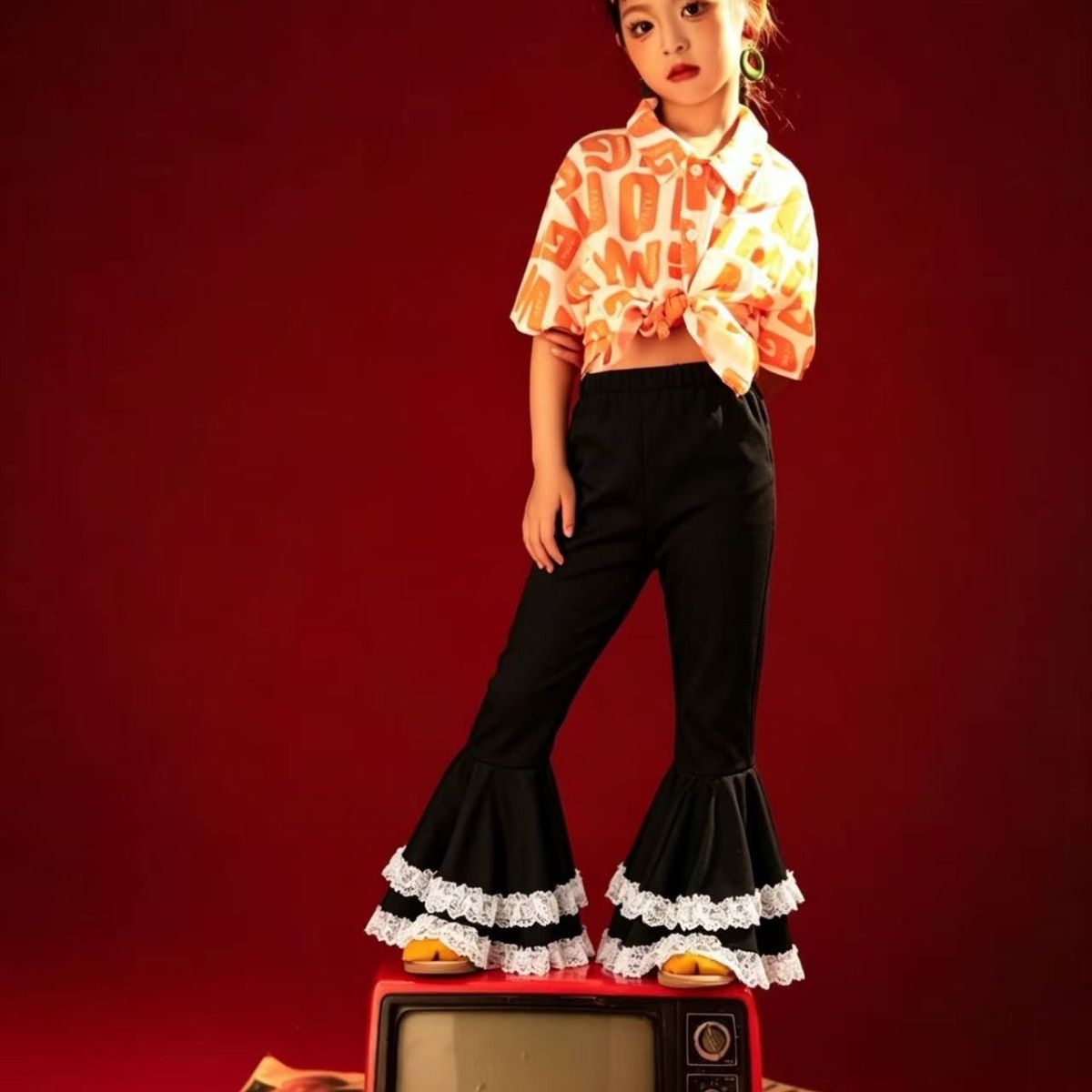 Completo performance bambina stile retrò per festa dei bimbi_voghion.com