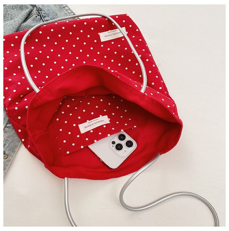Borsa a tracolla da donna a pois leggera in nylon_voghion.com