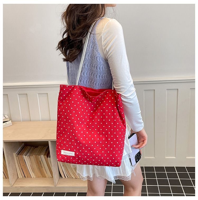 Borsa a tracolla da donna a pois leggera in nylon_voghion.com