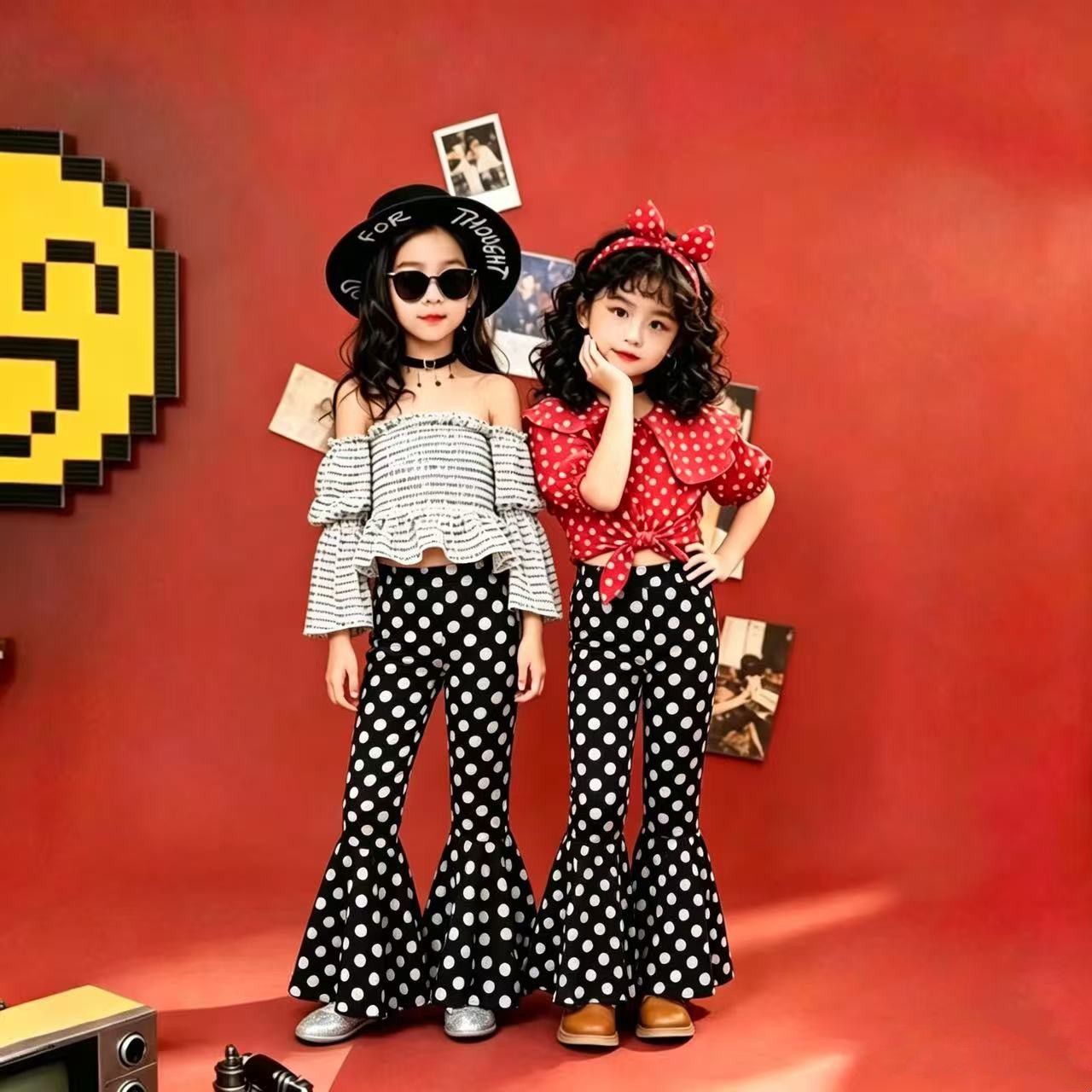 Costume de spectacle rétro pour enfants, style Hong Kong, chemise fleurie nostalgique des années 80-90 et pantalon pattes d'éléphant._voghion.com