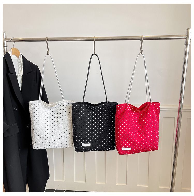 Borsa a tracolla da donna a pois leggera in nylon_voghion.com