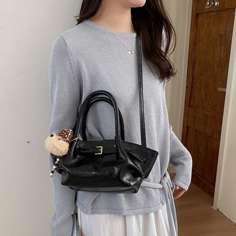 Commuting Crossbody Pleated Korean-style Exquisite Dumpling Handbag, New Seasonal Work Bucket Bag, Small Tote Bag_voghion.com