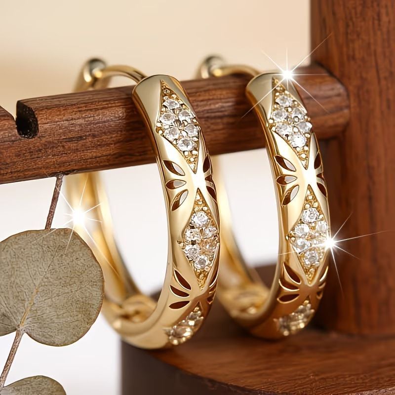 Exquisite Zircon Hoop Earrings Diamond-encrusted Luxury Style_voghion.com