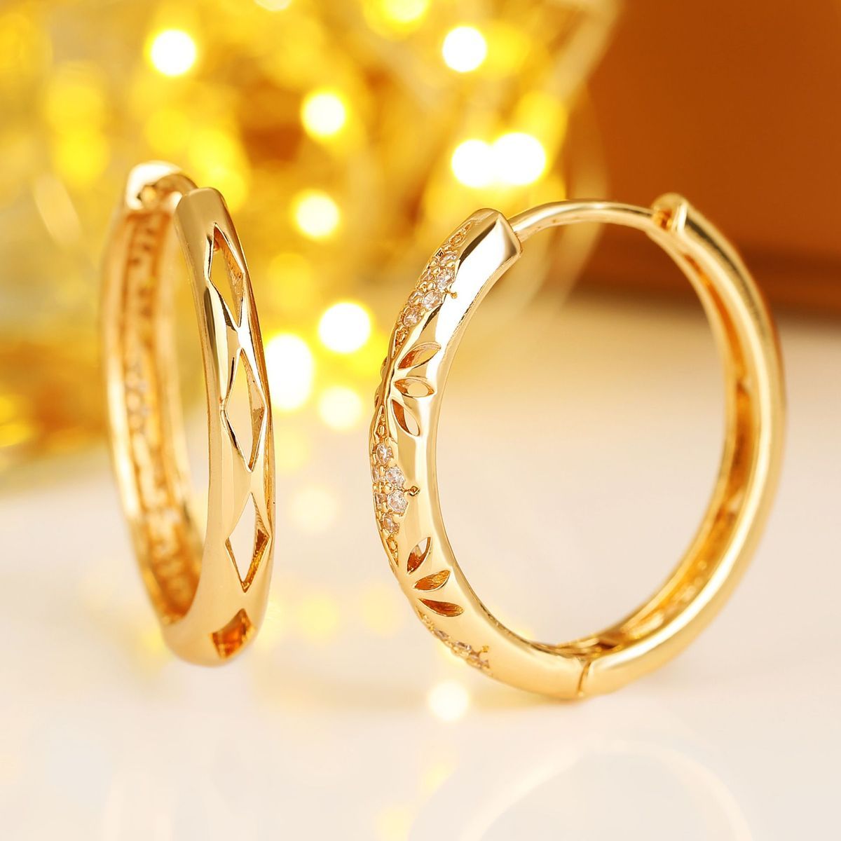 Exquisite Zircon Hoop Earrings Diamond-encrusted Luxury Style_voghion.com
