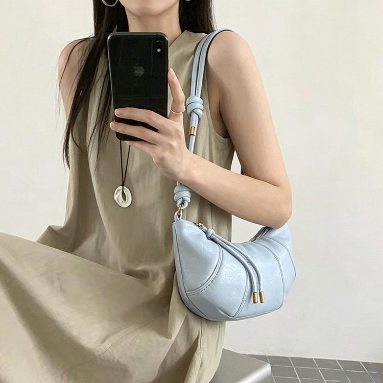 2026夏女新款包包小众单肩时尚牛角百搭通勤斜挎包饺子爆款月牙包 图片 2