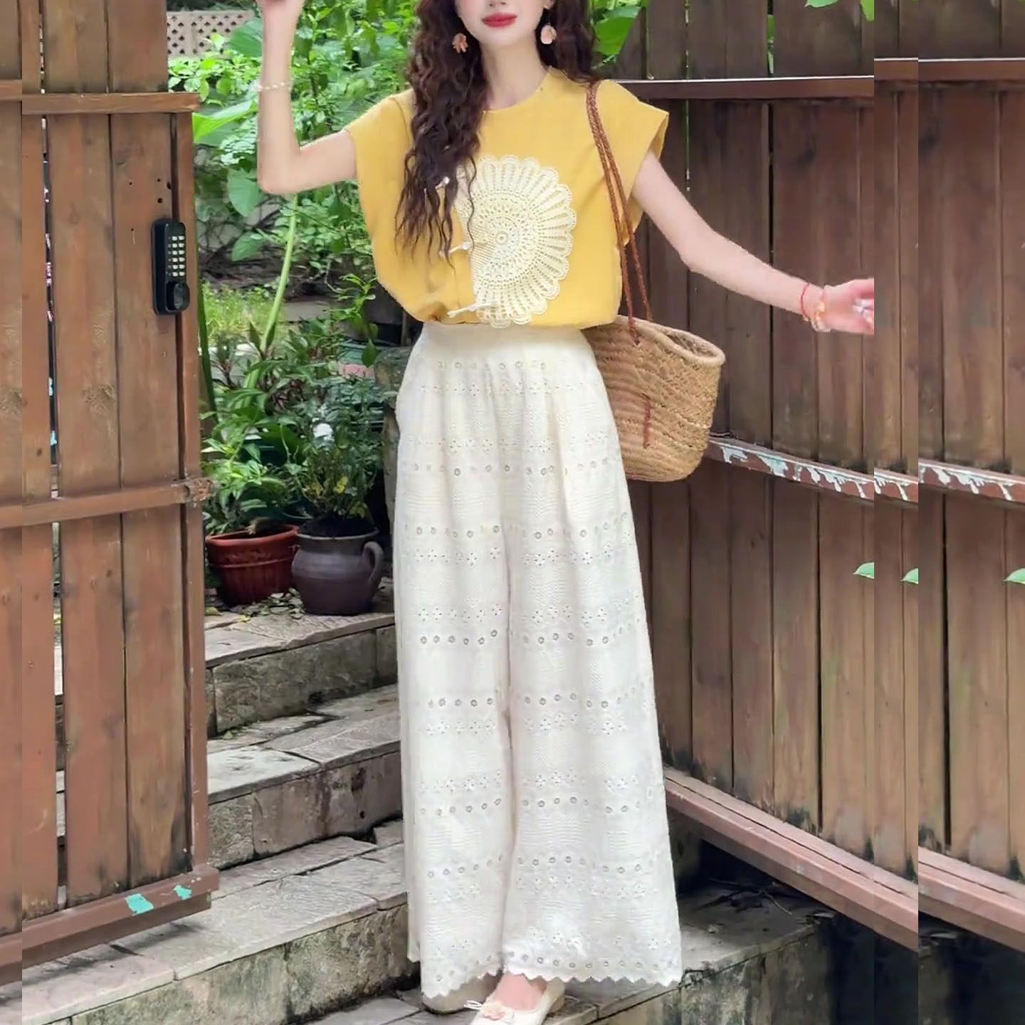 【预售15天】刺绣盘扣衬衫搭阔腿裤夏季新款港风复古活泼俏皮减龄高级感套装女
