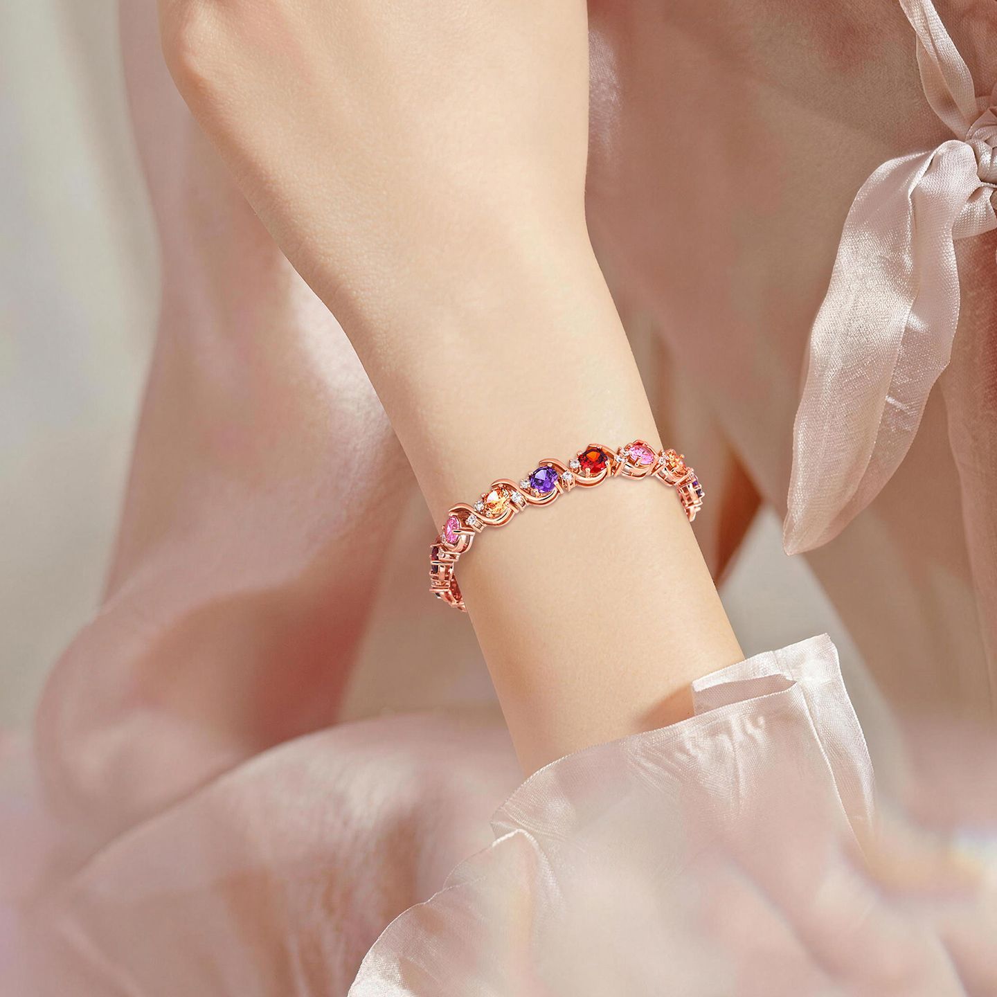 Rose Gold Crystal Zircon Bracelet detail image 1