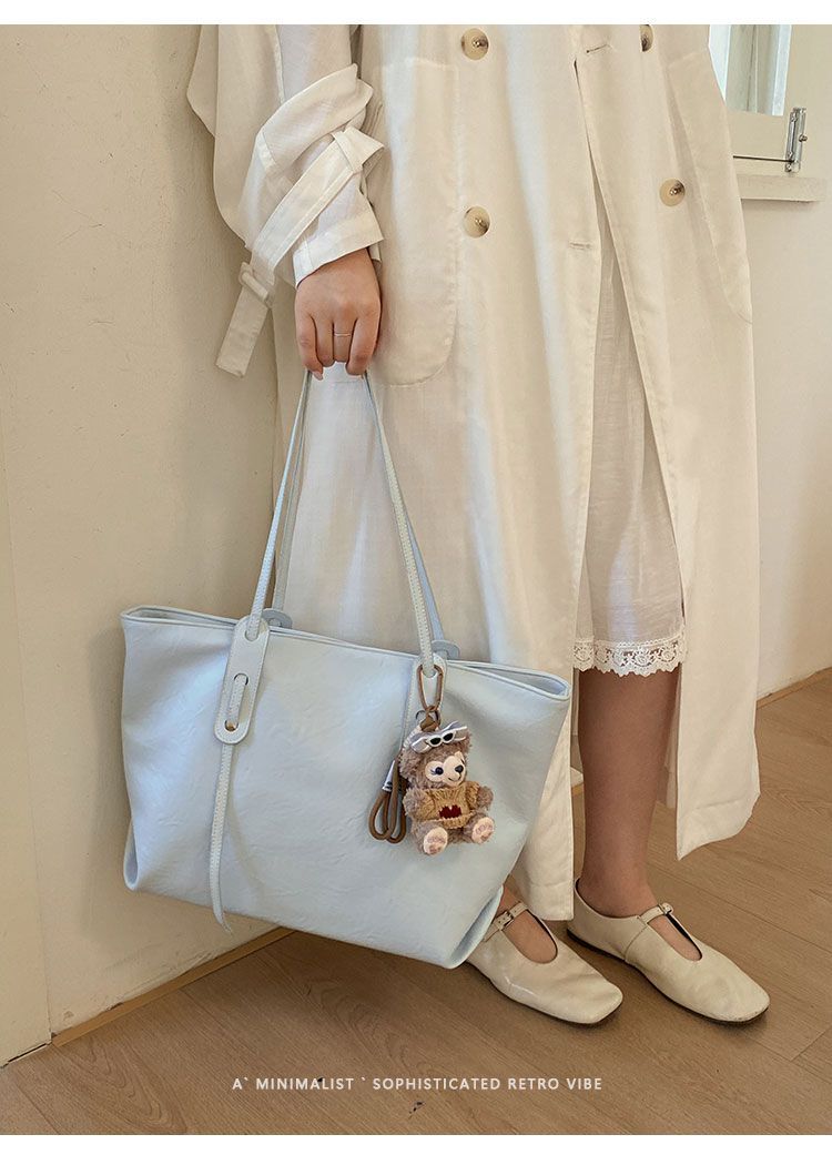 Large Capacity Shoulder Tote Bag For Daily Use And Commuting_voghion.com