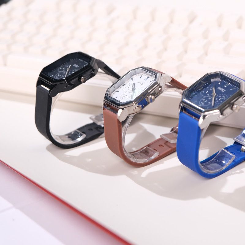 Stylish Square Men's Watch With Large Dial And Silicone Strap_voghion.com