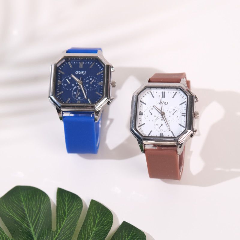 Stylish Square Men's Watch With Large Dial And Silicone Strap_voghion.com