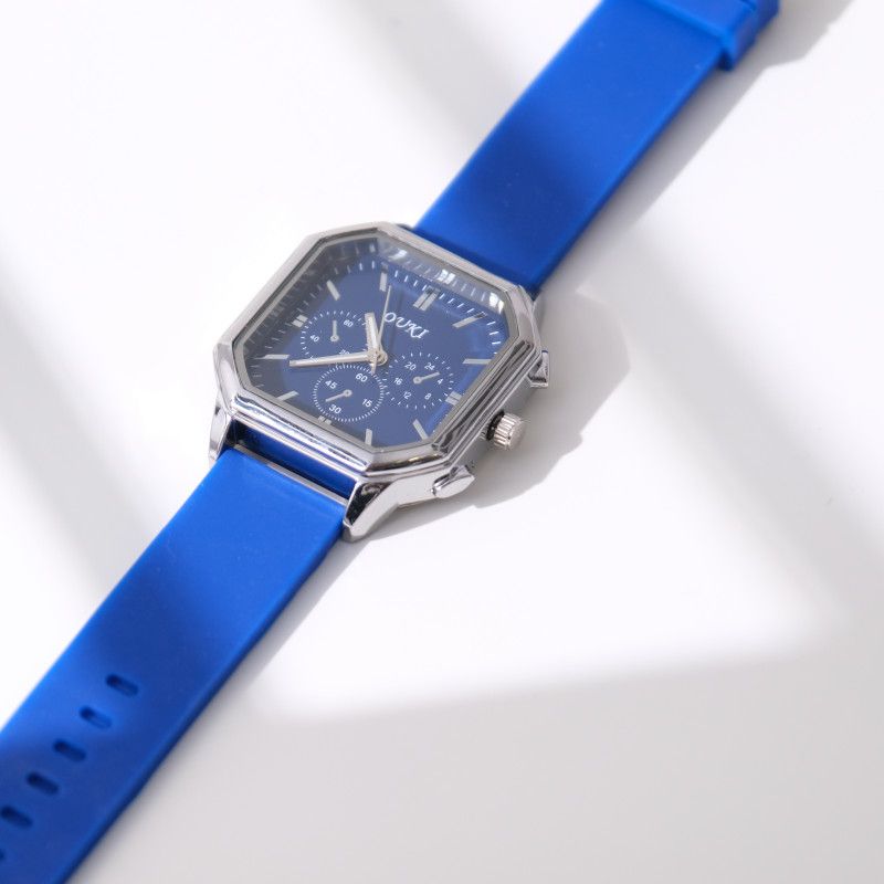 Stylish Square Men's Watch With Large Dial And Silicone Strap_voghion.com