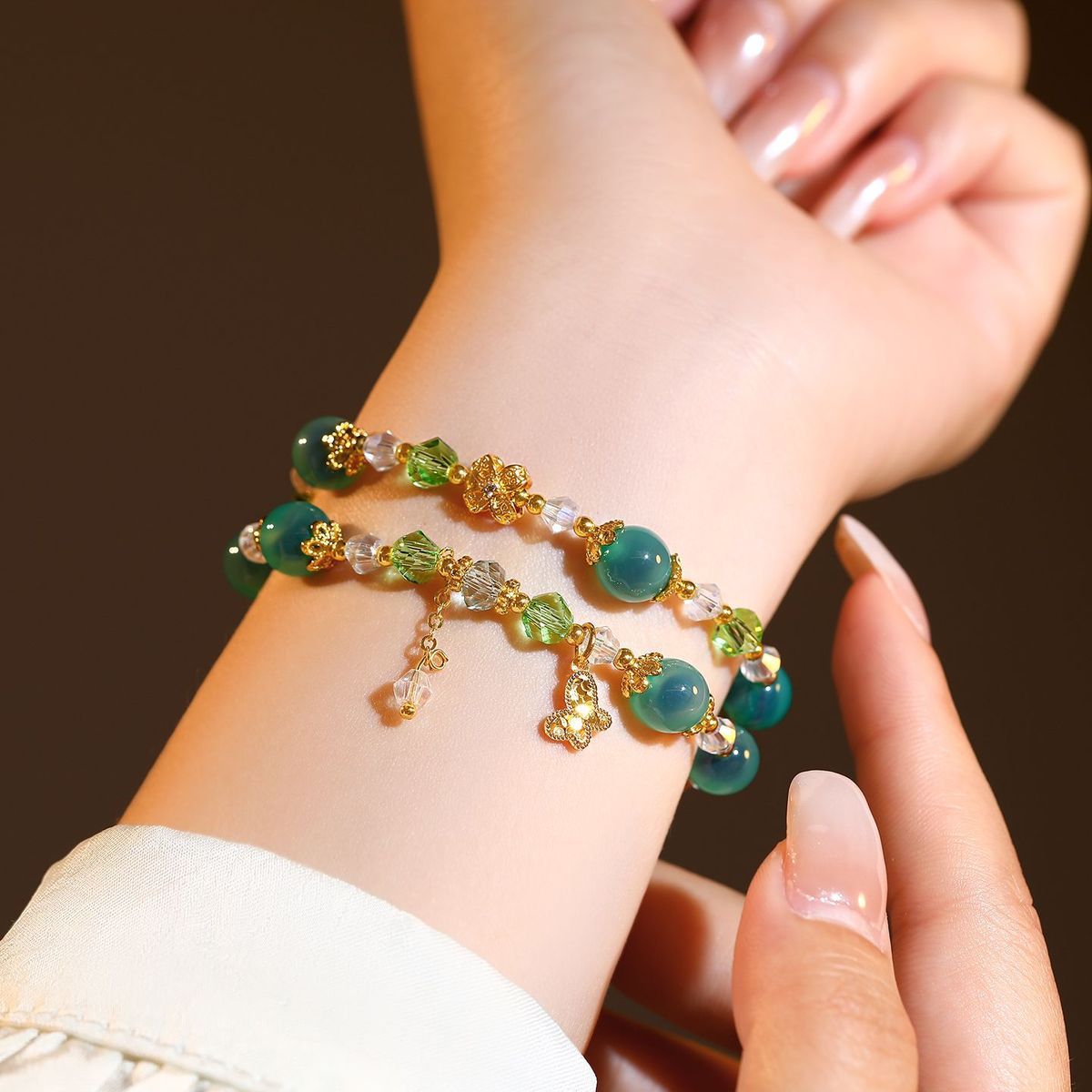 Green Crystal Beaded Bracelet detail image 11