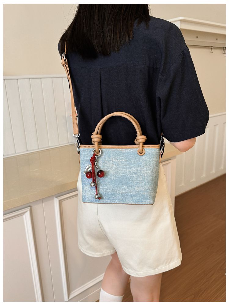 Luxurious Designer Women's Shoulder Bag Macaron Commuter Handbag_voghion.com