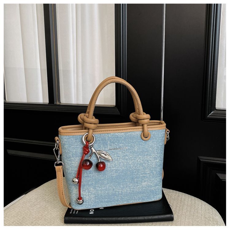 Luxurious Designer Women's Shoulder Bag Macaron Commuter Handbag_voghion.com