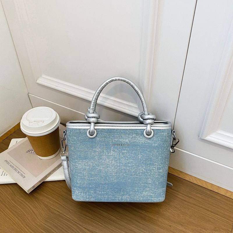 2026 Summer New Arrival: Luxurious Design High-End Handbag, Macaron Simple Commuting Shoulder, Fashionable Crossbody_voghion.com