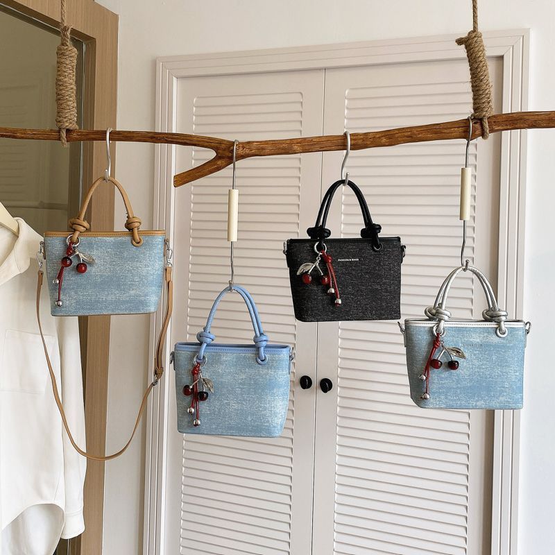 2026 Summer New Arrival: Luxurious Design High-End Handbag, Macaron Simple Commuting Shoulder, Fashionable Crossbody_voghion.com
