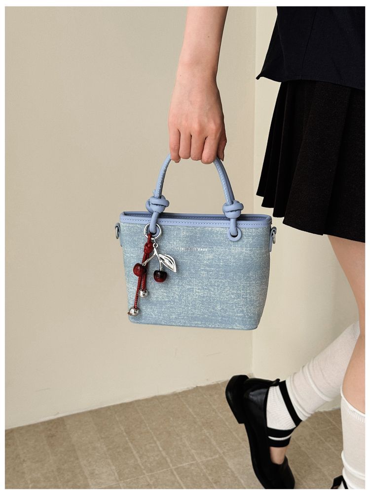 Luxurious Designer Women's Shoulder Bag Macaron Commuter Handbag_voghion.com