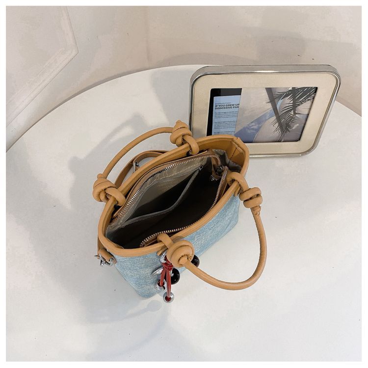 Luxurious Designer Women's Shoulder Bag Macaron Commuter Handbag_voghion.com