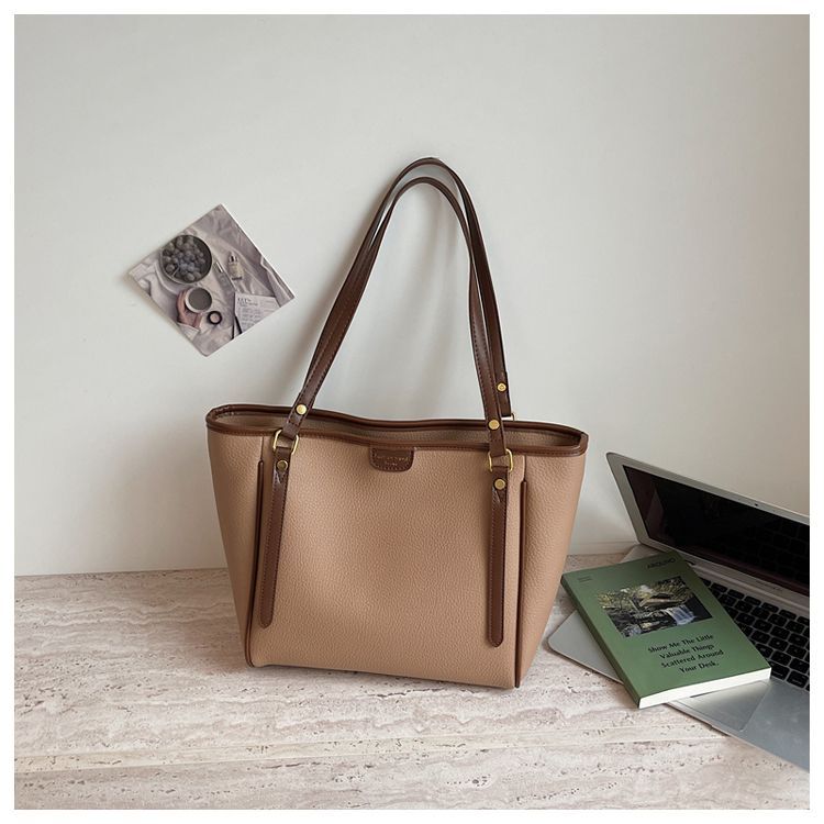 High-end Women's Shoulder Bag For Students Summer Style_voghion.com