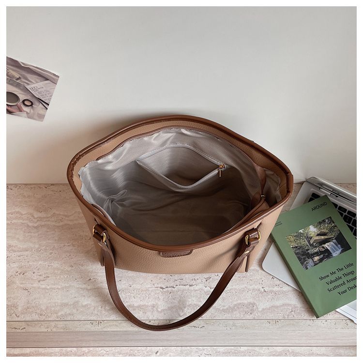 High-end Women's Shoulder Bag For Students Summer Style_voghion.com