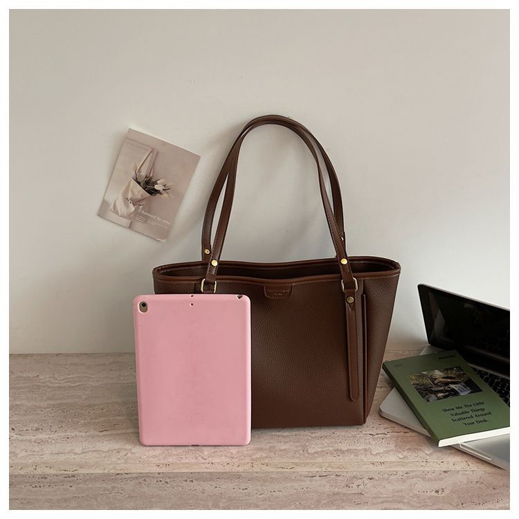 High-end Women's Shoulder Bag For Students Summer Style_voghion.com