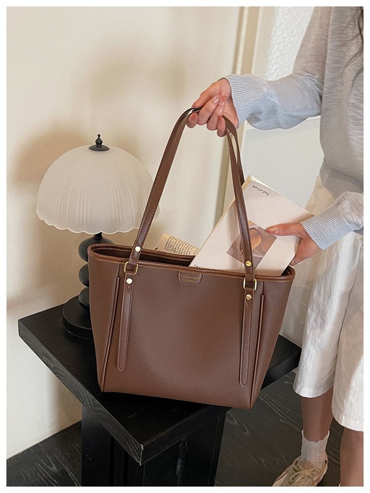 High-end Women's Shoulder Bag For Students Summer Style_voghion.com