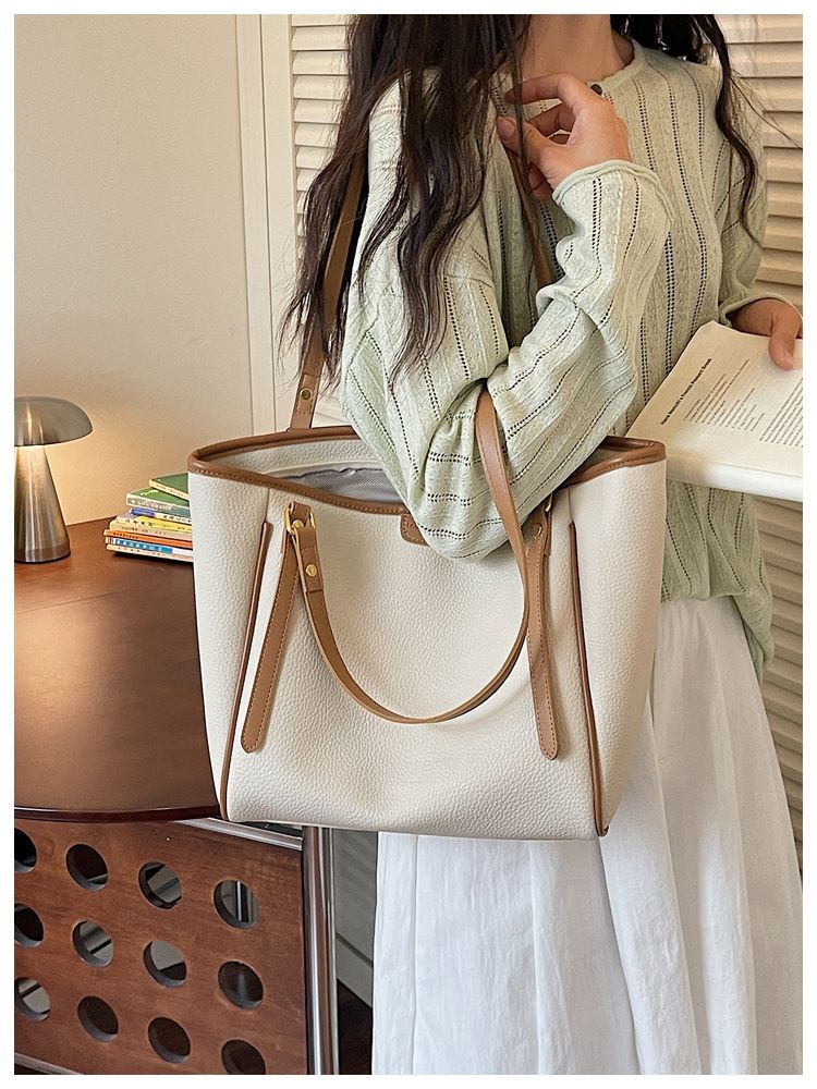 High-end Women's Shoulder Bag For Students Summer Style_voghion.com