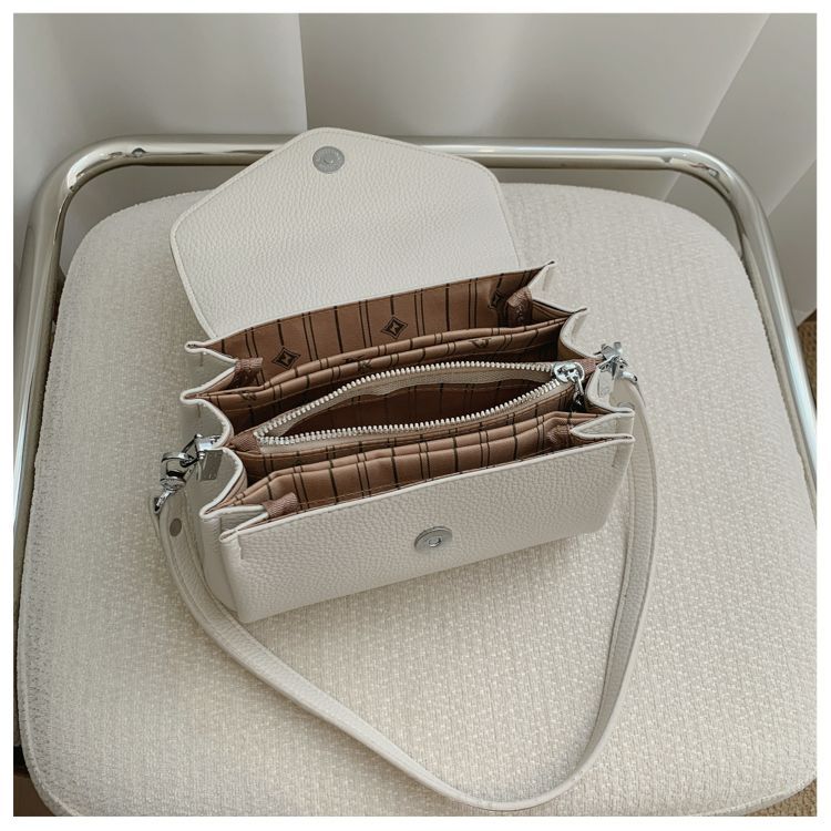 Versatile Women's Solid Colour Shoulder Bag Elegant Crossbody_voghion.com