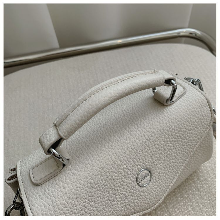 Versatile Women's Solid Colour Shoulder Bag Elegant Crossbody_voghion.com