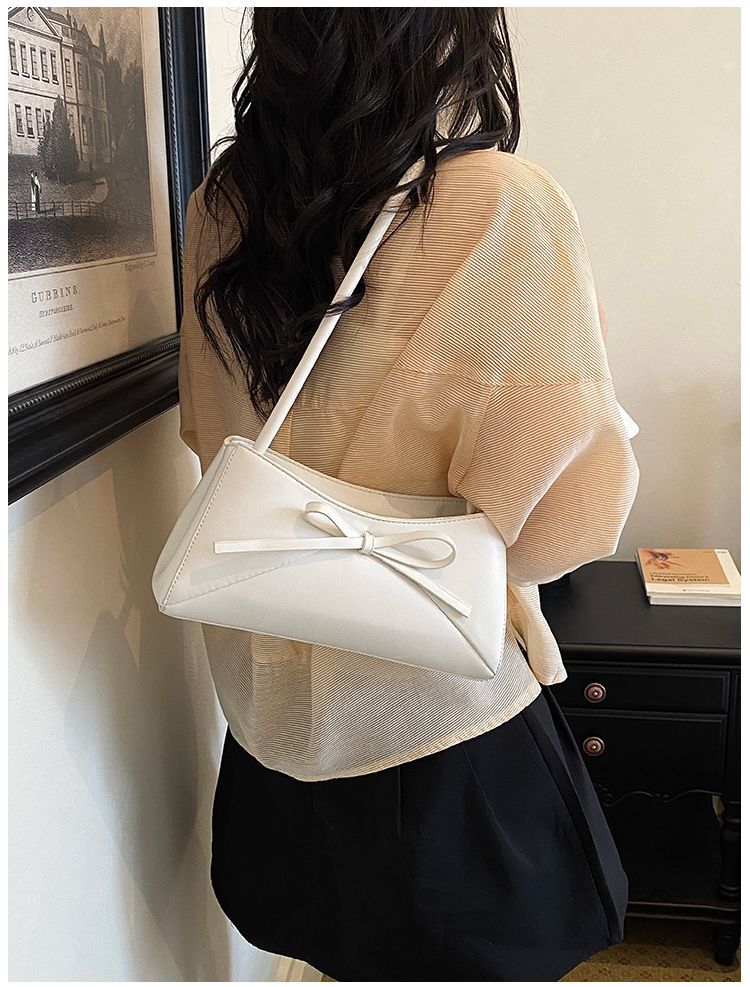 Elegant Women's White Shoulder Bag, Large Capacity Handbag_voghion.com