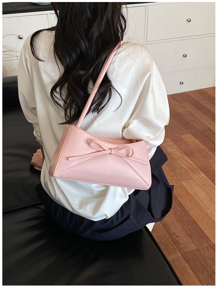 Elegant Women's White Shoulder Bag, Large Capacity Handbag_voghion.com