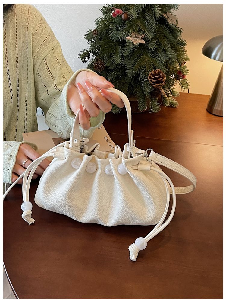 Versatile Cloud Handbag For Women Textured Commuter Shoulder Bag_voghion.com