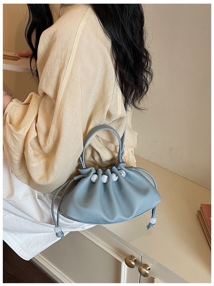 Versatile Cloud Handbag For Women Textured Commuter Shoulder Bag_voghion.com