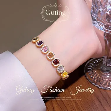 Gold Sugar Cube Zircon Bracelet detail image 27