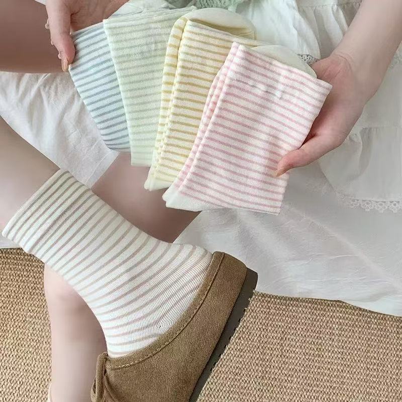 日系松口少女感中筒袜10双 9.9元 - 线报酷