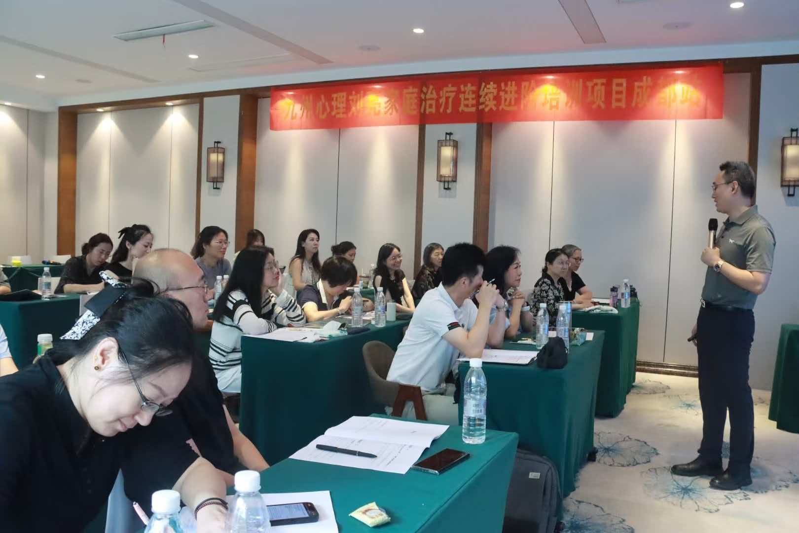 西安安顾心理咨询中心・青少年心理干预中心 | 鱼菁专家团队 循证护航青少年心灵成长