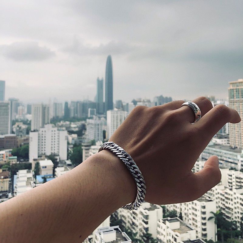 Bracelet men's fashion Korean titanium steel chain personalized boy's hand ornament simple cold wind punk domineering men's wide Bracelet