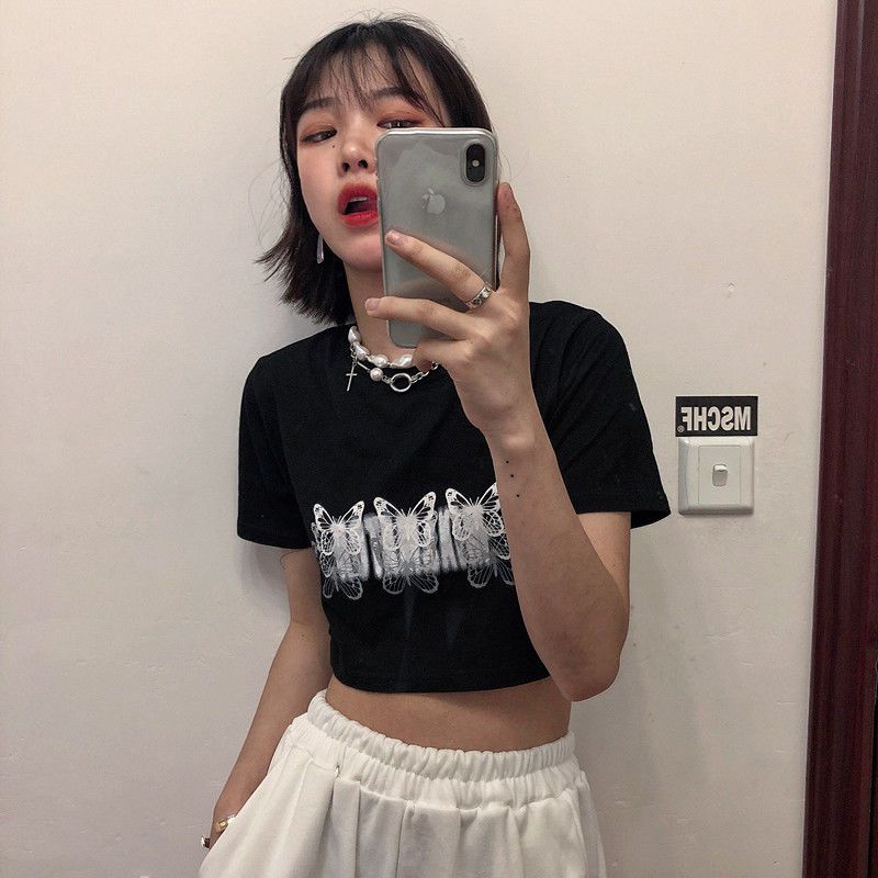Black T-shirt female  new summer Korean version of ins retro butterfly short section navel care machine short-sleeved top tide