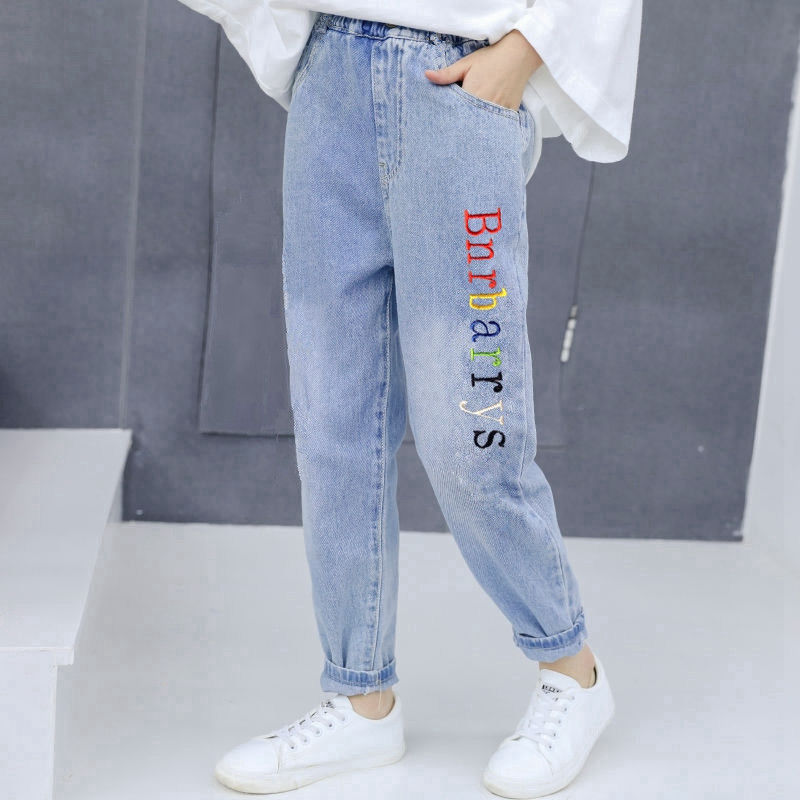 Girl's hole jeans spring and autumn pants 2020 new fashion and loose style children's Korean version girl's father pants