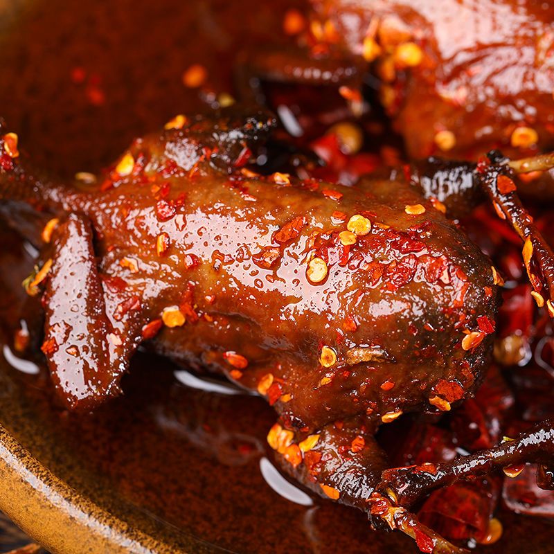 香辣鹌鹑即食网红麻辣零食小吃休闲食品肉制品熟食山东特产卤鹌鹑