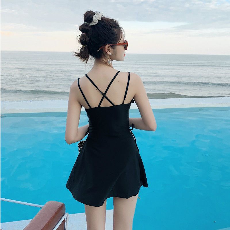  new swimsuit female fairy fan Korea sexy conjoined boxer conservative slimming hot spring small fragrance