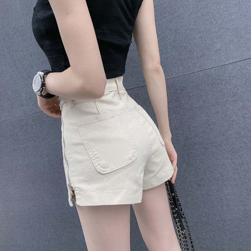 Large size women's wide leg pants fat MM short hot pants women's thin summer 200kg slim Joker denim shorts women ins