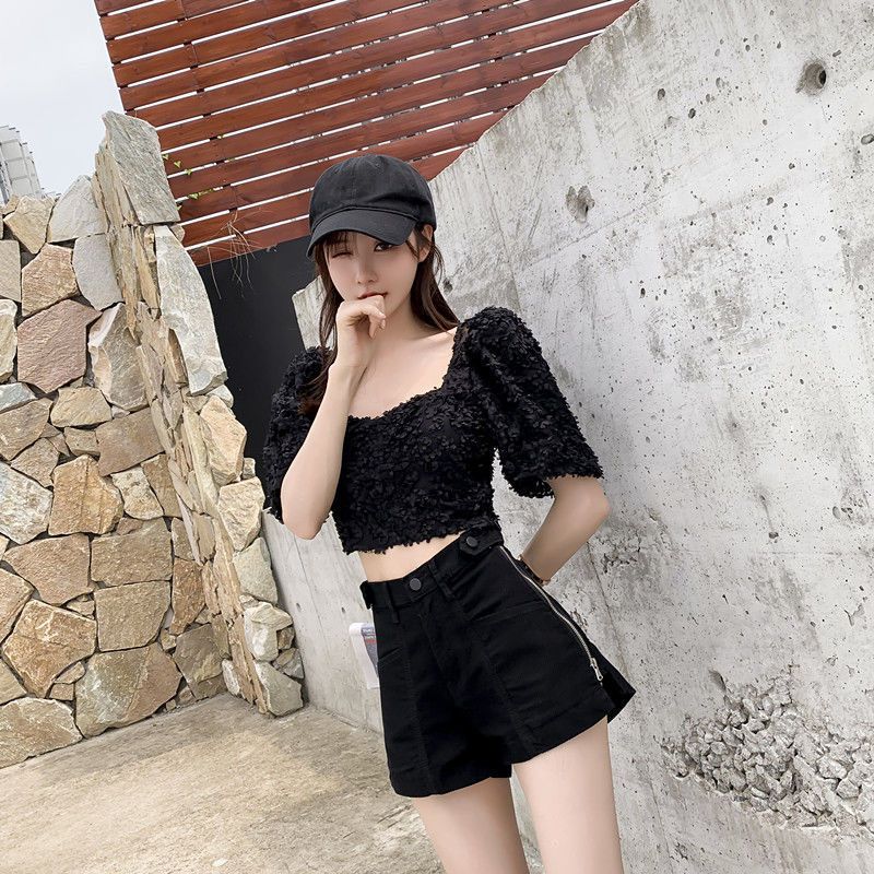 Large size women's wide leg pants fat MM short hot pants women's thin summer 200kg slim Joker denim shorts women ins