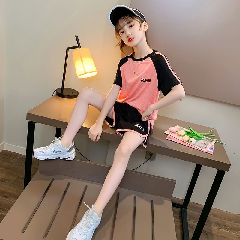 Girls' summer 2020 new net red sports suit big children's short sleeve shorts and foreign style two piece suit for primary school students